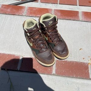 Nike Air Assault High Dark Cinder Shoes